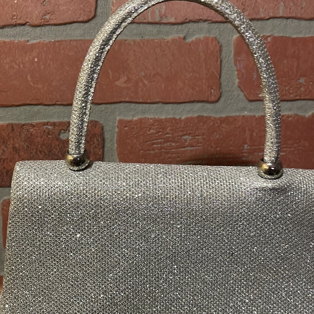 Purse - Picture 3 of 4